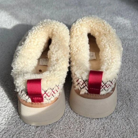 UGG Sherpa Braided Platform Tazz Slippers NEVER WORN - Picture 4 of 6